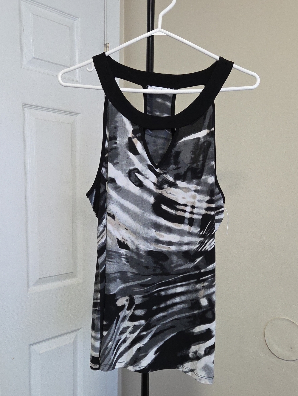 Ricki's Black & Gray Abstract Sleeveless Camisole